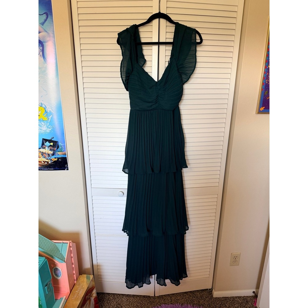 Lulus Forrest green maxi dress size large